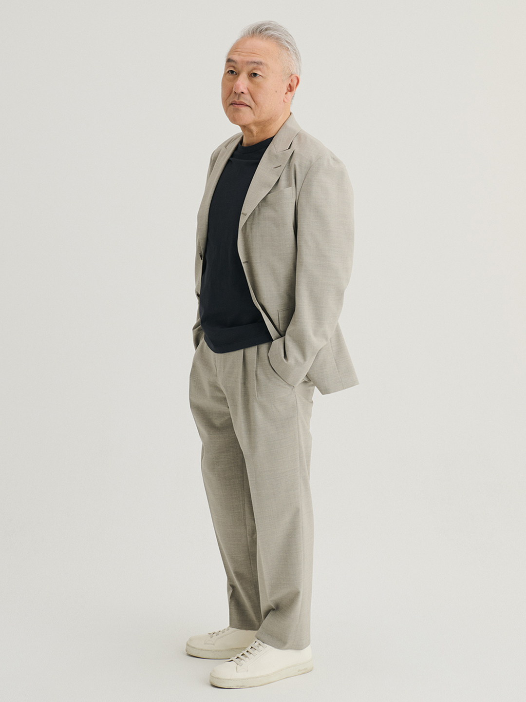 チェルシー・スーツ